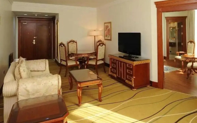 Holiday International Hotel Embassy District By Cmg
