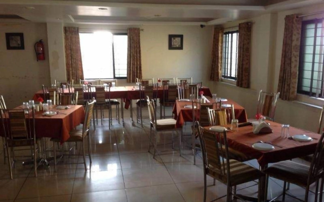 JK Rooms 147 Lions - Best Budget Hotel In Koradi Nagpur