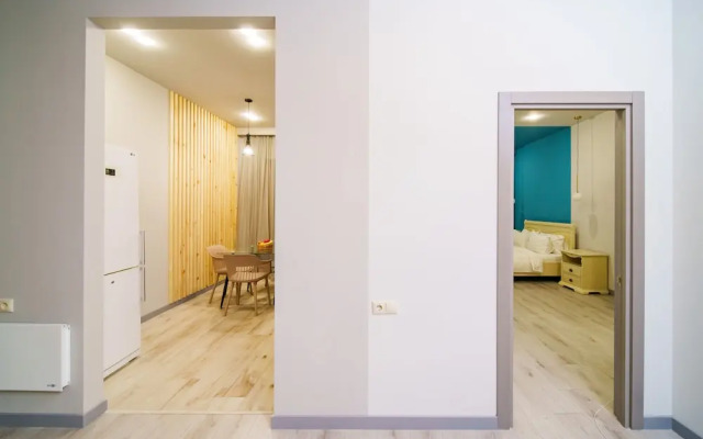 Rooftop City View apartments