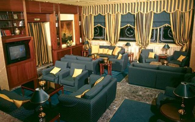 Hotel Elena