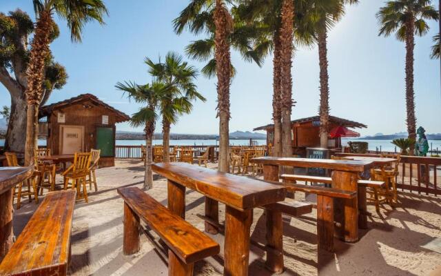 The Nautical Beachfront Resort