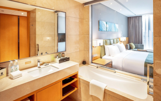 Holiday Inn Neijiang Riverside by IHG