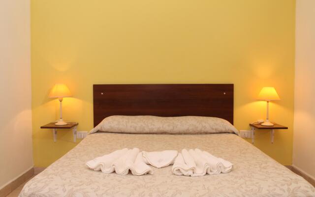 Brisas del Lago Apartamentos