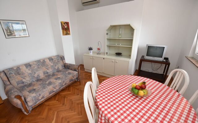 Apartments Summer Craziness