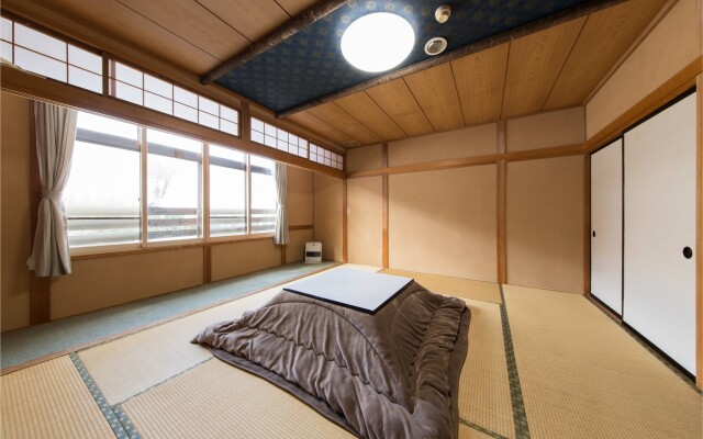 Uenohara Lodge YamanoIe