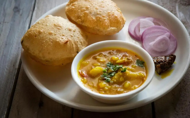 FabHotel Alpha Center