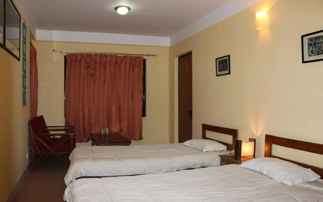 Royal Astoria Hotel