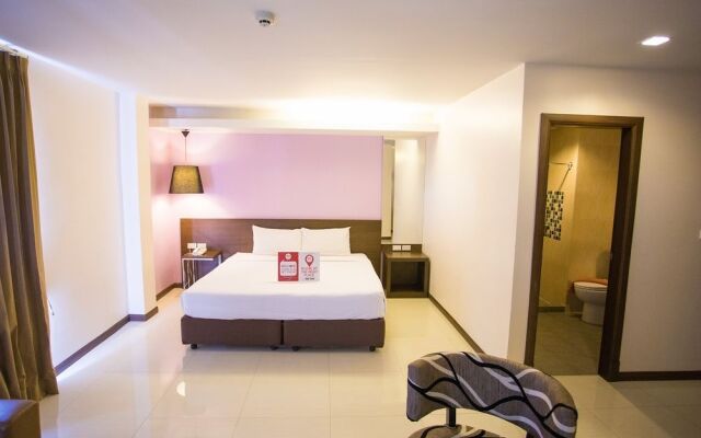 NIDA Rooms Phetchaburi 88 Center Point