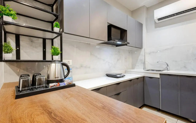 Street Studio by Lime Tree Hotel Sector 51 Gurgaon