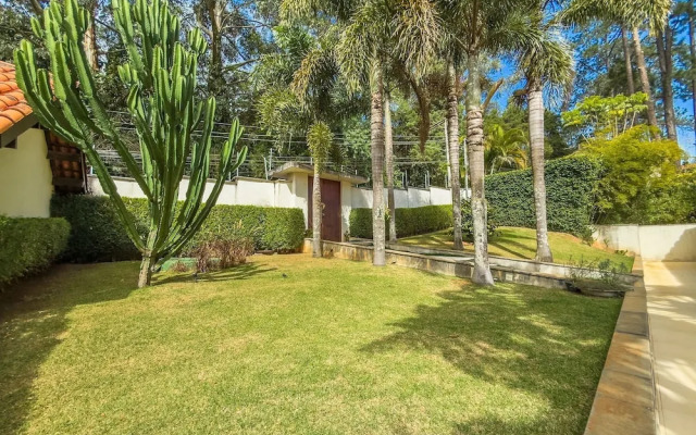 Refúgio de Alto Padrão na Granja Viana