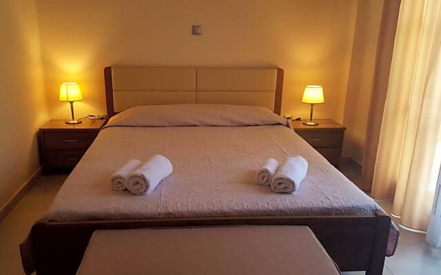 Paleo Inn Hotel