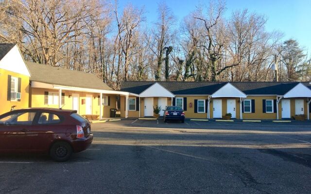 Red Carpet Inn