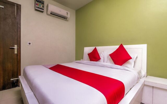 OYO 19706 Hotel Heaven