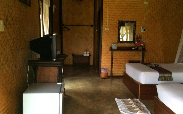 Pai Reaunthai Village