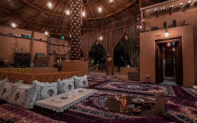 Al Bustan Inn
