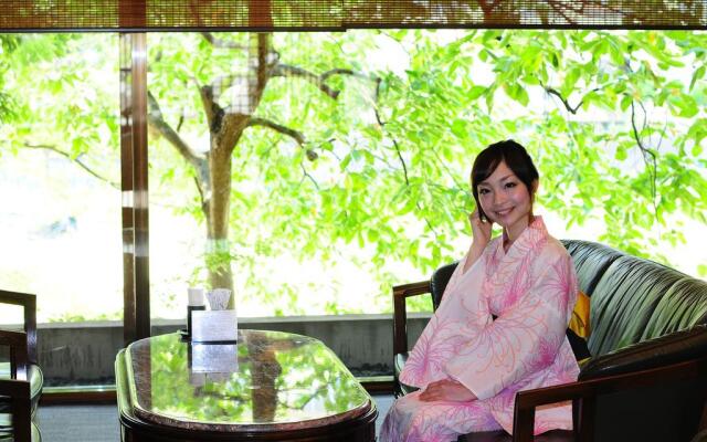 Kamimokuonsen Tatsumikan