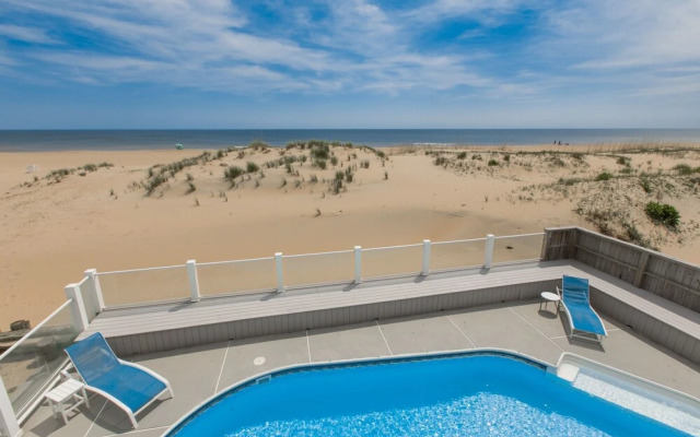 Ocean Commotion - 7 Br Home