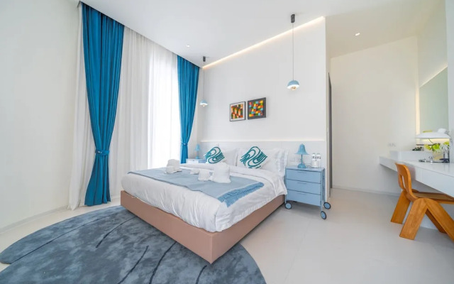 Pool villa with slide karaoke kitchen