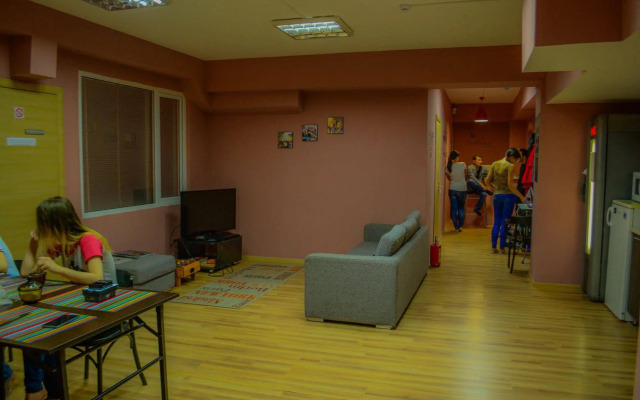 Expo Hostel