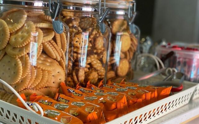 Phranakorn Hostel - Adults Only