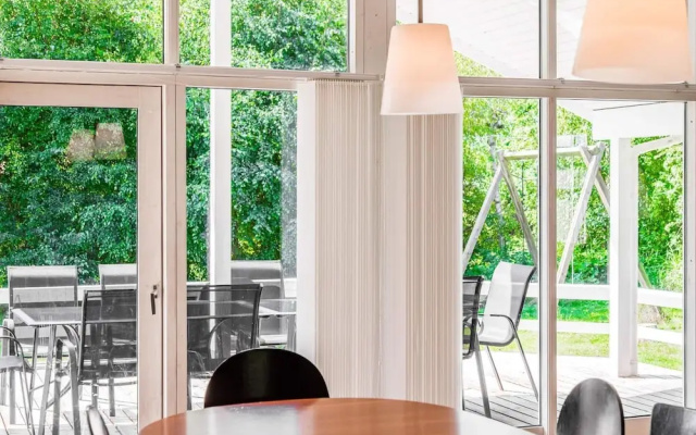 10 Person Holiday Home in Vaeggerlose-by Traum