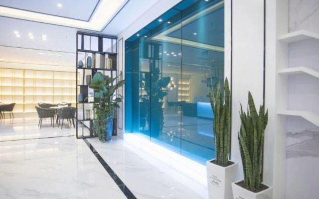 Unitour Hotel (Sichuan Police College)