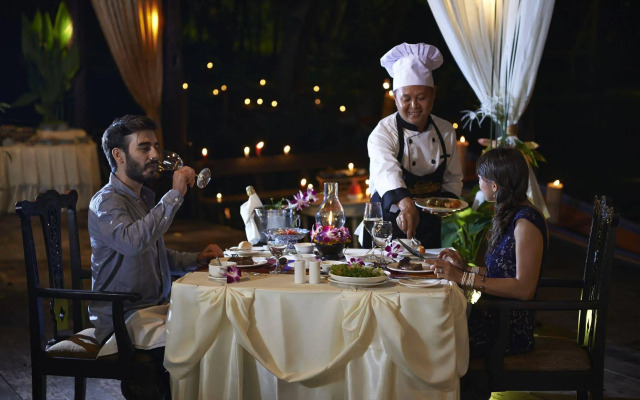 Santi Resort & Spa