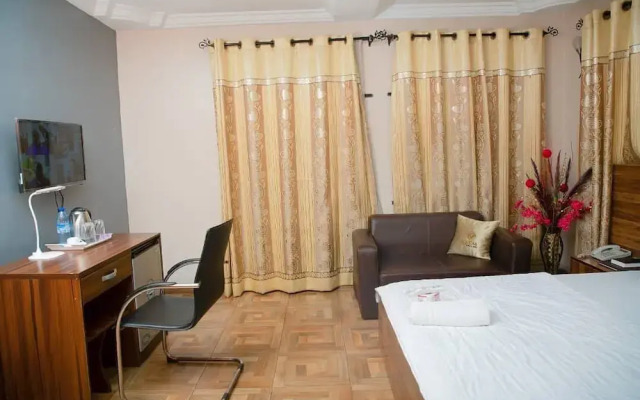 Keem Hotel and Suites