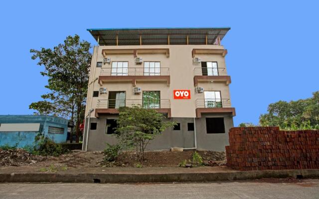 OYO 700169 Om Sai Ram Residency