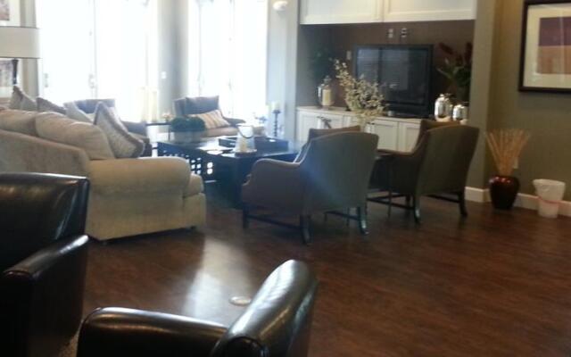 Elite Homes - Lucaya Villages