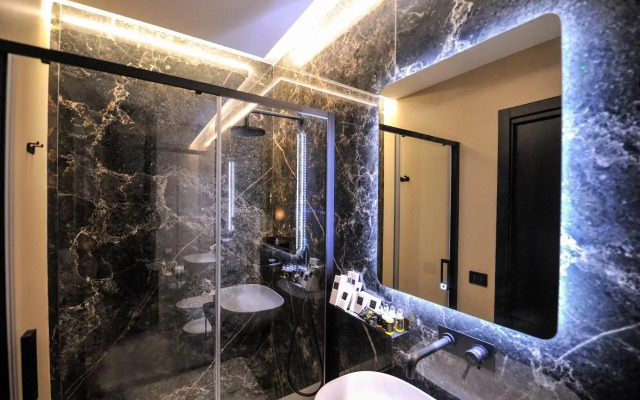 Emesh Boutique Suite