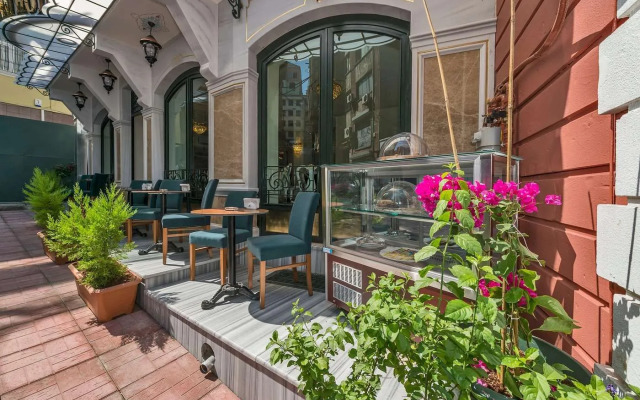 The Galataport Hotel