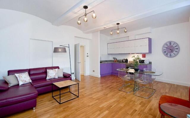 Mulberry Flat 3 - One bedroom 2nd floor by City Living London