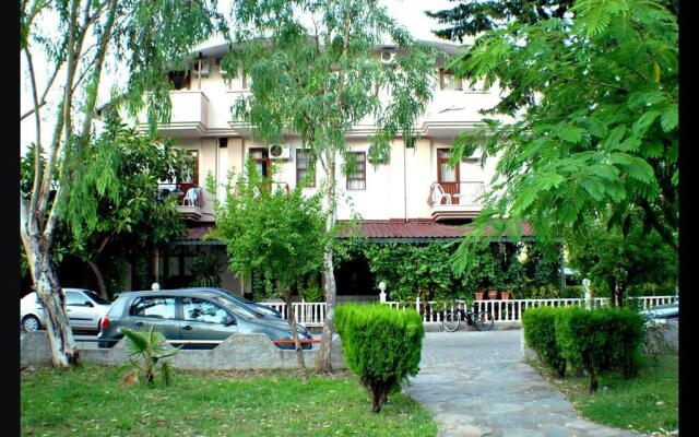 Nihan Hotel