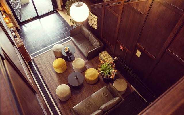 Ewington Hotel