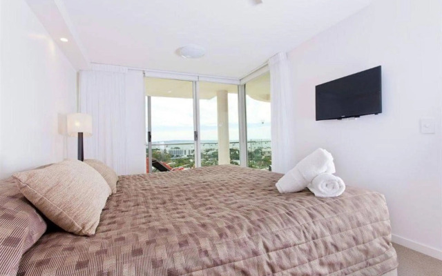 Noosa Crest