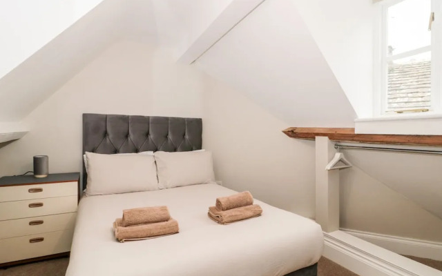 Purbeck Hotel Apartments - Flat 5