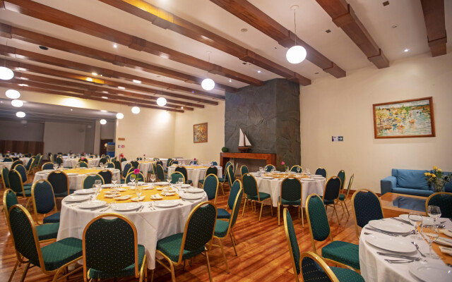 Gran Hotel Vicente Costanera