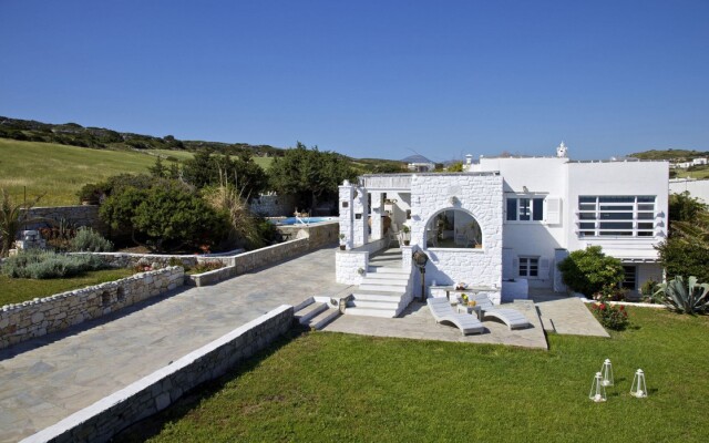 Amalgam Homes Paros