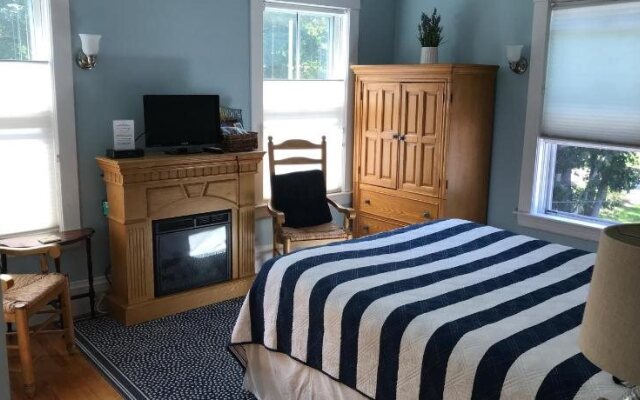 Bayberry Inn Bed & Breakfast