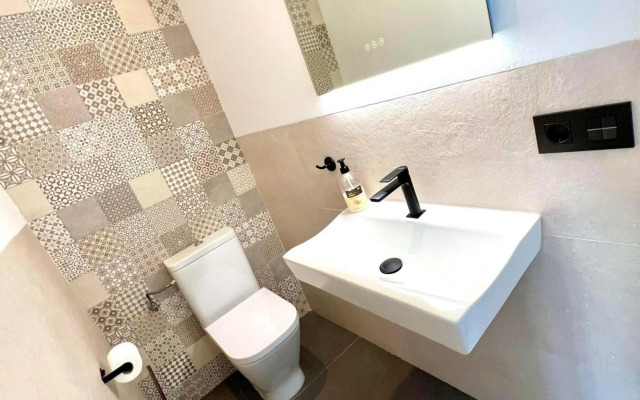 Wonderful House by the sea