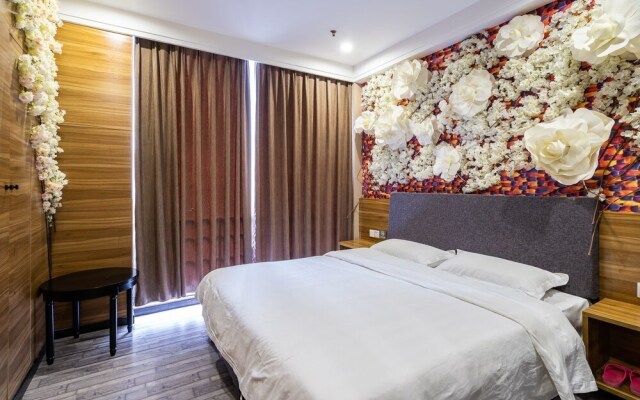 Chongqing Alvin Hotel