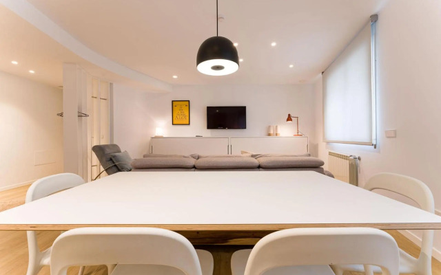 Seis Aldabas Apartamentos