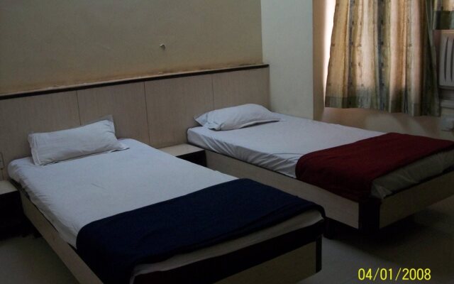 OYO 2586 Hotel Vikrant Residency