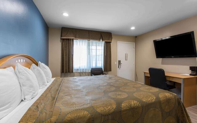 Rodeway Inn Escondido Downtown