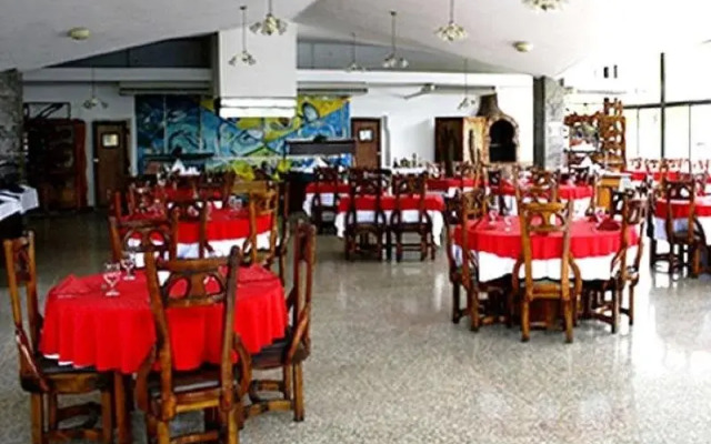 Villa El Bosque