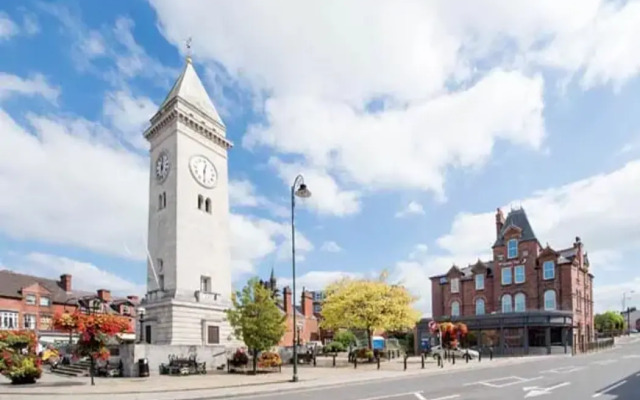 Premier Inn Leek Town Centre