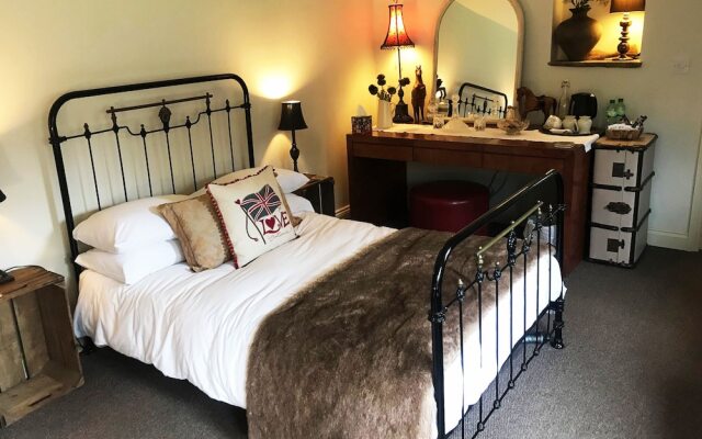 Fuchsia Bank Cottage