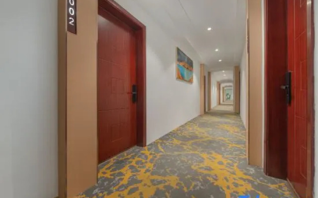Savile Zhouyi Hotel Guangzhou (Panyu Nancun Banqiao Metro Station)