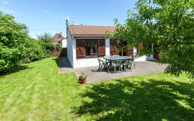 Holiday Home With Private Garden in Bredene